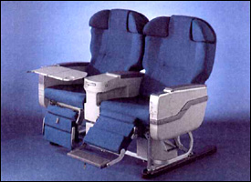 B777-300スーパーシート