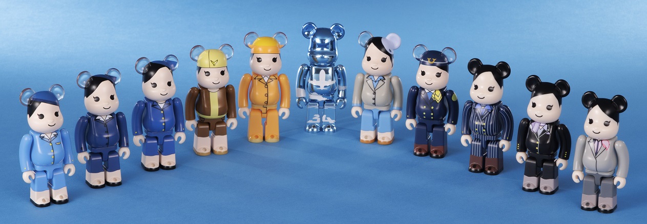 ＜ANAオリジナル＞BE@RBRICK ANA創立70周年歴代制服コレクション